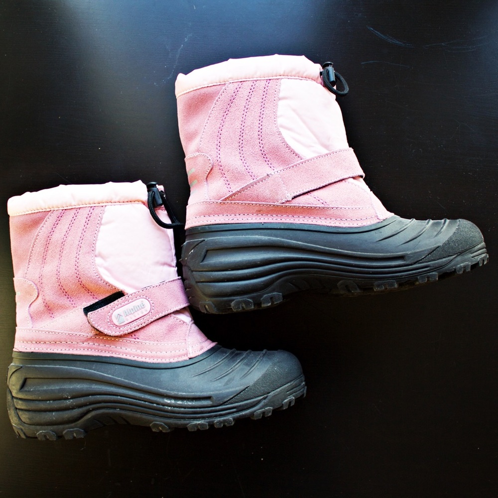Alpine Design winter/ snow boots, big girl size 7